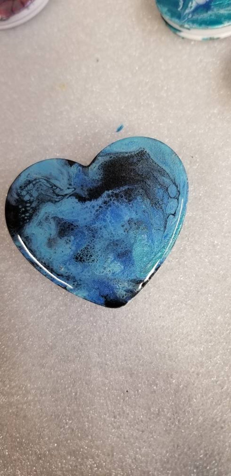 unique art for phone|phone stand 360 movement|small gift functional art|unique fluid art pop out phone art grip orginal art|epoxy art