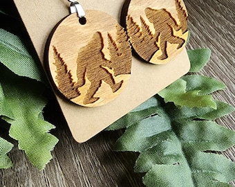 Bigfoot Earrings | Sasquatch Earrings  |