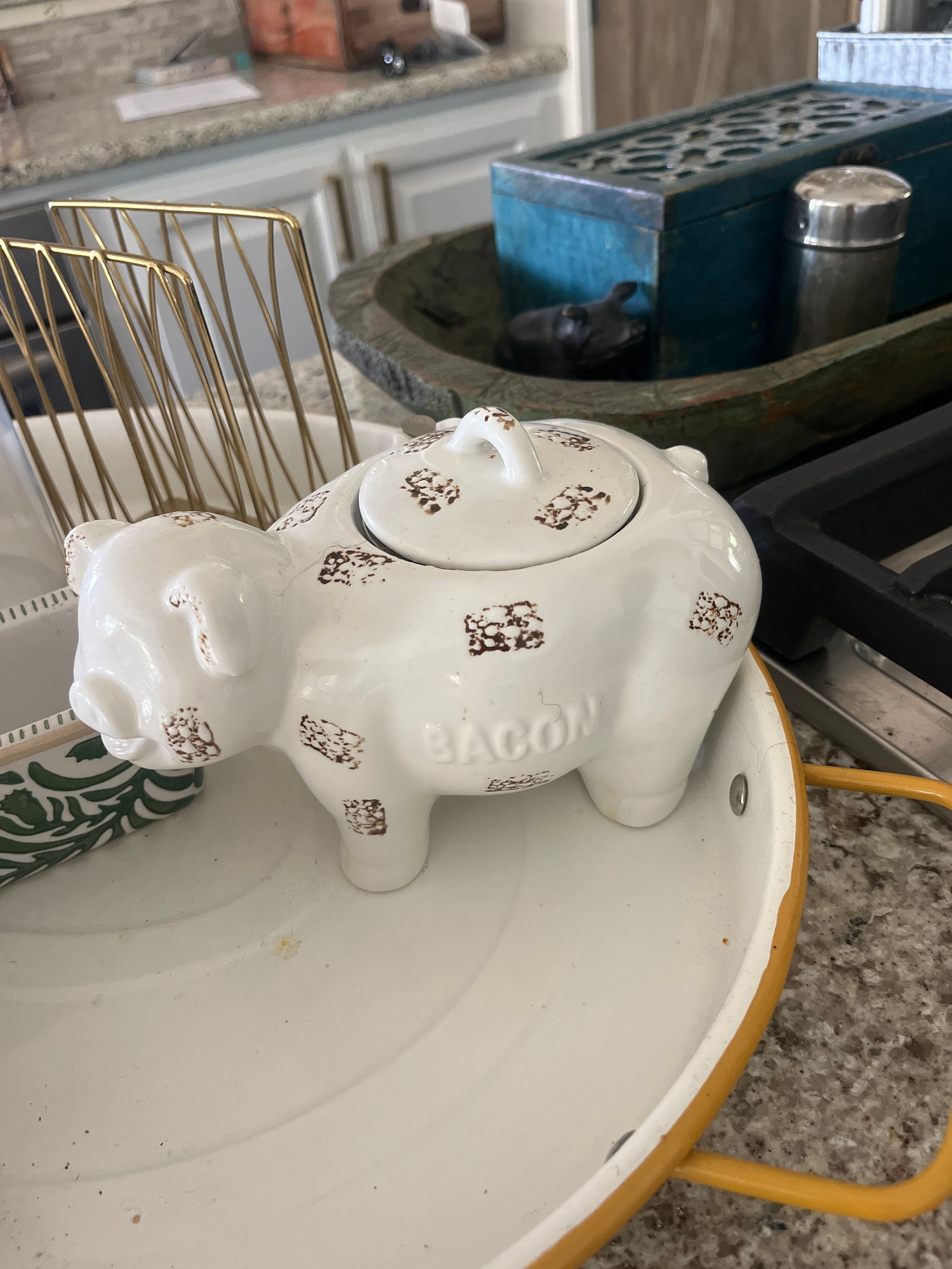 Bacon Grease Container With Strainer, Fat separator, Stainless Steel Gravy  Oil Grease Soup (A6063) - Cookware - Hayward, California, Facebook  Marketplace