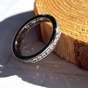 925 Sterling Silber Ehering / Eternity Band / Channel Set Band / Jubiläumsring / Versprechensring / Stapelbar