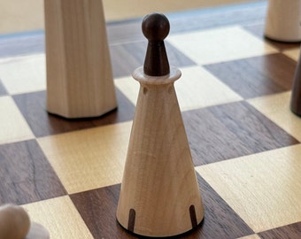 NOJ - architect PLEČNIK maple & walnut handmade chess set