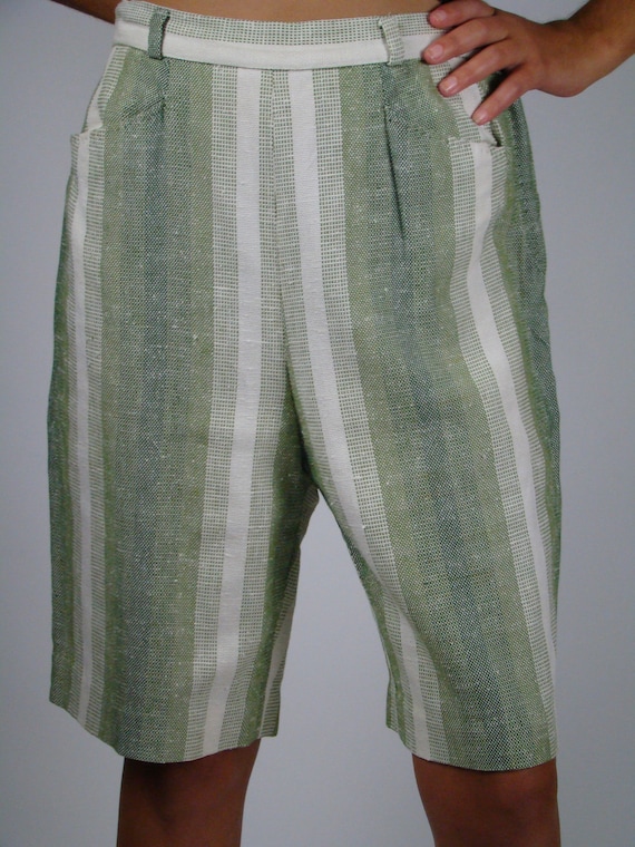 Vintage Linen Shorts, Bermuda Shorts Small, Even P