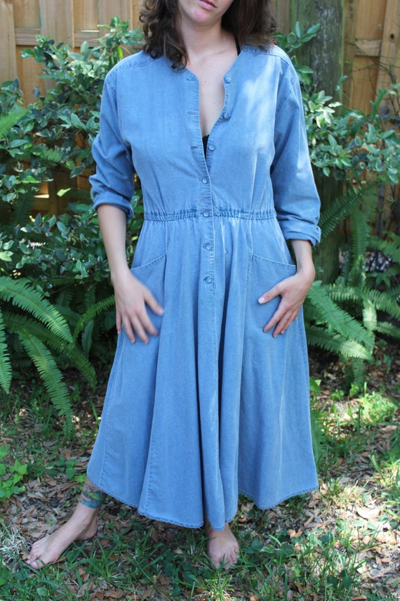 Vintage Hippie Denim Dress, Painters Dress, Boho, Oversized Pockets, Flowy Long Sleeve Dress, Vintage Banana Republic, Prairie, Small Med Vintage Hippie Denim Dress, Painters Dress, Boho, Oversized Pockets, Flowy Long Sleeve Dress, Vintage Banana Republic, Prairie, Small Med