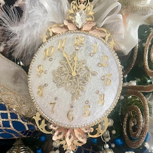 Luxury Christmas Ornaments / Handmade Xmas Decorations / Velvet Christmas Tree Balls