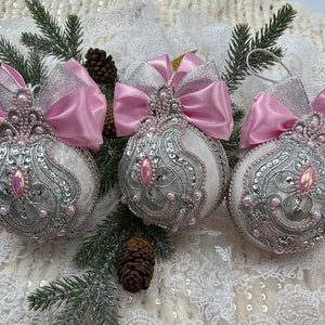 Velvet Handmade Christmas Set of Balls / Velvet Christmas Decorations / Handmade Ornaments