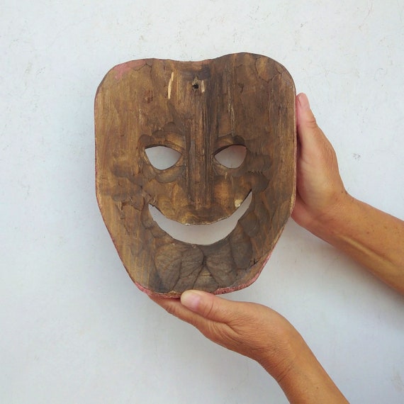 FELIZ. Hand Carved Wooden Smiling Mask for Wall Decor