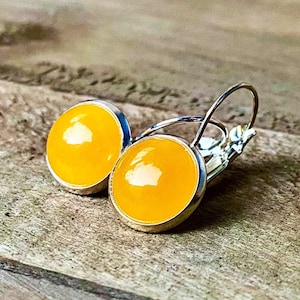 Yellow Jade Gemstone earrings, Lever-back, Sterling Silver .925, semi-precious stone, 12mm, round cabochon, handmade, USA, dangle, jasper