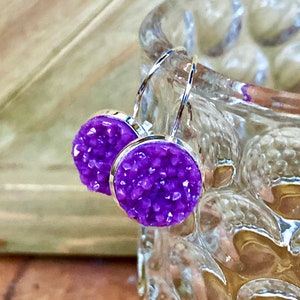 Matte Lila Druzy Quarz Ohrringe: 925er Silber, 12 mm