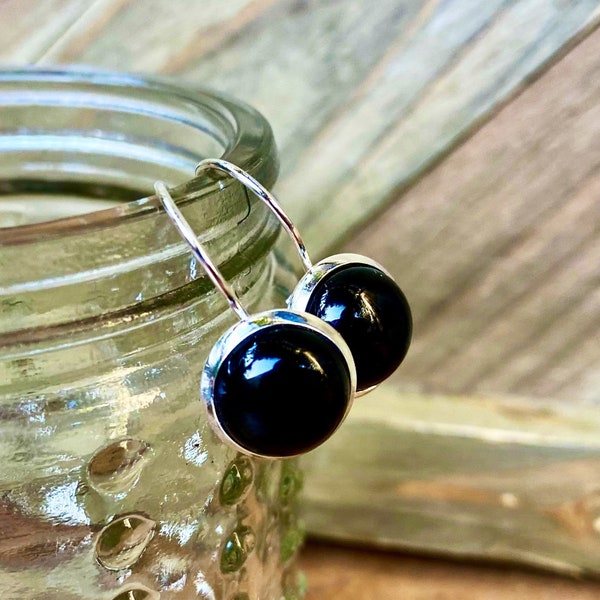 Black Onyx Gemstone Dangling earrings, Lever-back earrings, Sterling Silver .925, 10mm, round, lever back, dangling, Onyx, USA, black stone