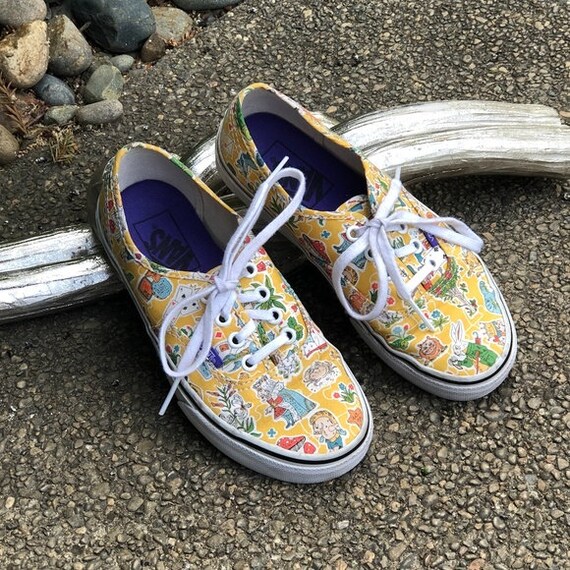 alice in wonderland vans size 8