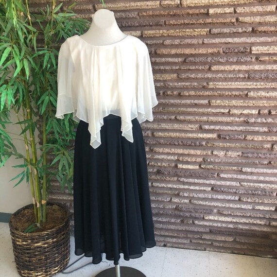 Ursula of Switzerland Vtg Flowing Cocktail Dress