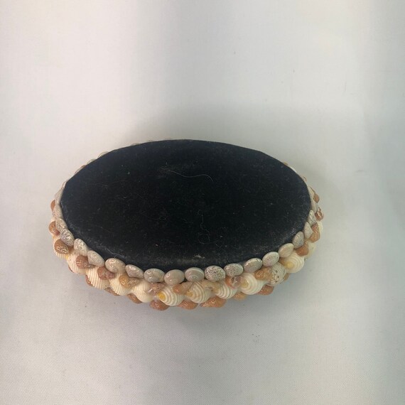 Vintage Folk Art Sea Shell Oval Lidded Box - image 9