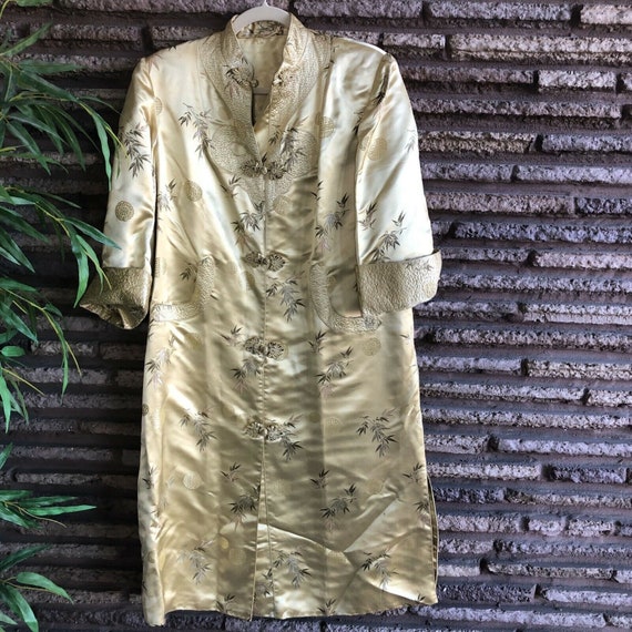Chinese Vintage Gold Brocade Quilted Robe Coat Siz