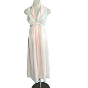 Christian Dior Vintage Pale Pink and Lace Chemise Robe Union Made Size Petite