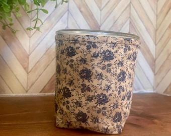 Handmade Floral Jar Cozy: Insulated Fabric Sleeve