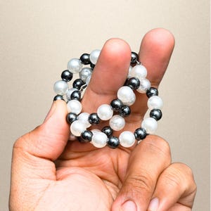 Professional Desk Fidget Toy – Handmade Beaded Ring Fidget for Workspaces | Orbi Loops