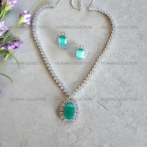 Inaya bleu pendentif collier et boucles d&#39;oreilles CZ diamant turquoise collier déclaration collier cristal bijoux de mariage bijoux Bollywood