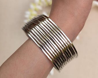 Mimi Silver Bangles Set, Metal Bangles, Indian Bangles, Pakistani Jewelry, Indian Jewelry, Bollywood jewelry, Punjabi jewelry