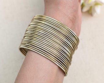 Gold Metal Bangles, Wedding Bangles, Indian Bangles, Pakistani Jewelry, Indian Jewelry, Bollywood jewelry, Punjabi jewelry, Budha Bangles
