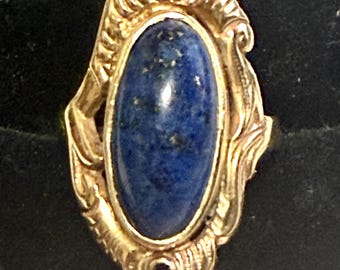 Art Nouveau 10K Gold Lapis Lazuli Gemstone Ring, Swirling and Flourished