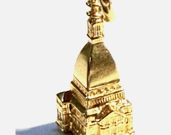 Vintage Unoaerre 18K Gold Mole Antonelliana Charm, Souvenir of Turin!