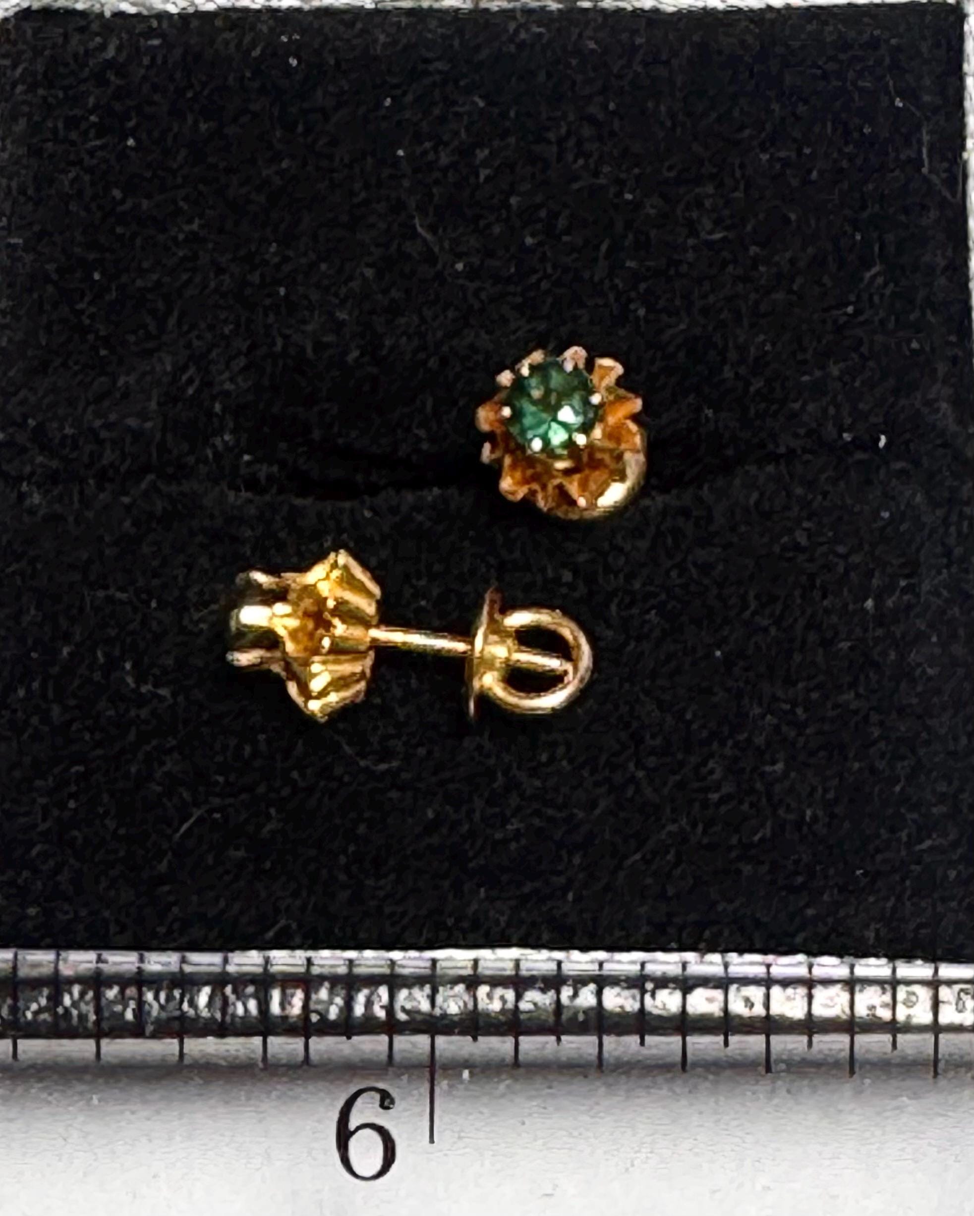 Vintage 10K Yellow Gold Tourmaline Screwed Stud Earrings, Quality