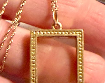 Vintage 14K Gold Double Sided Photo Frame Pendant with 18" Chain