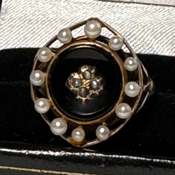 Antique Victorian Era 14K Gold Onyx Memorial Ring with Natural Pearls