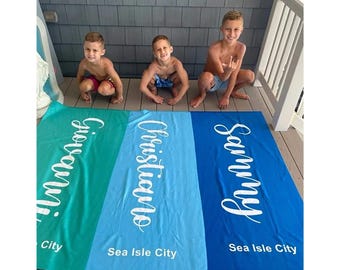 Personalized Script Name Beach Towel: Custom Vacation Gift
