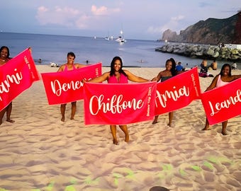 Personalized Script Name Beach Towel: Custom Vacation Gift