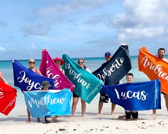 Scripty Style Personalisierte Strandtuch Personalisierte Name Badetuch Benutzerdefinierte Pool Handtuch Strandtuch mit Name außerhalb Geburtstag Urlaub Geschenk