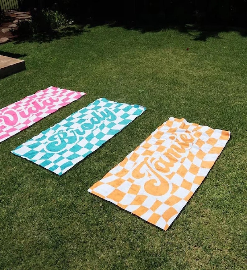 Personalized Kids Hooded Towel: Retro Vans Checkerboard, Custom Name image 5