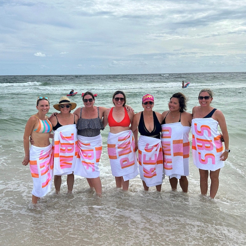 NEW Style Personalized Beach Towel Personalized Name Bath Towel Custom Pool Towel Beach Towel With Name Outside Birthday Vacation Gift