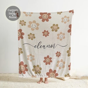 Personalized Daisy Smile Face Blanket: Vintage Floral Minky or Sherpa