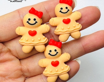 10pcs Gingerbread Woman With Heart Bow Christmas Holiday Flat back Charms Slime Supplies Fake Bake Headband Cabochons Decoden PLAYCODE3
