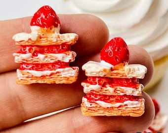 10pcs Strawberry Shortcake Mini Charm Fake Dessert Slime Supplies Fake Bake Bow Accessories Cellphone Cabochons Decoden PLAYCODE3