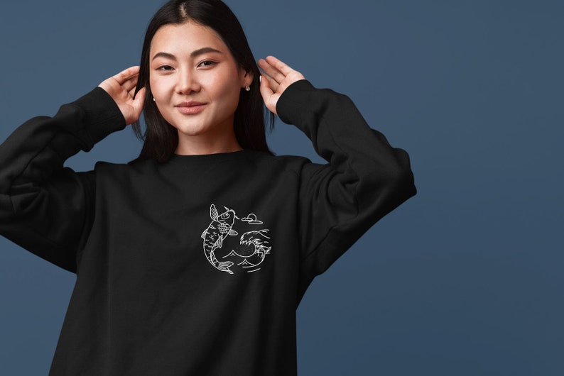 Great Wave Koi Fish Unisex Ultra Warm Premium Pullover Fleece Sweatshirt Limited Release image 2