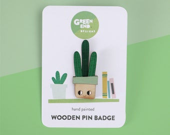 Badge d’épingle en bois de cactus - Vert et bouleau peint à la main, badge découpé au laser à deux couches