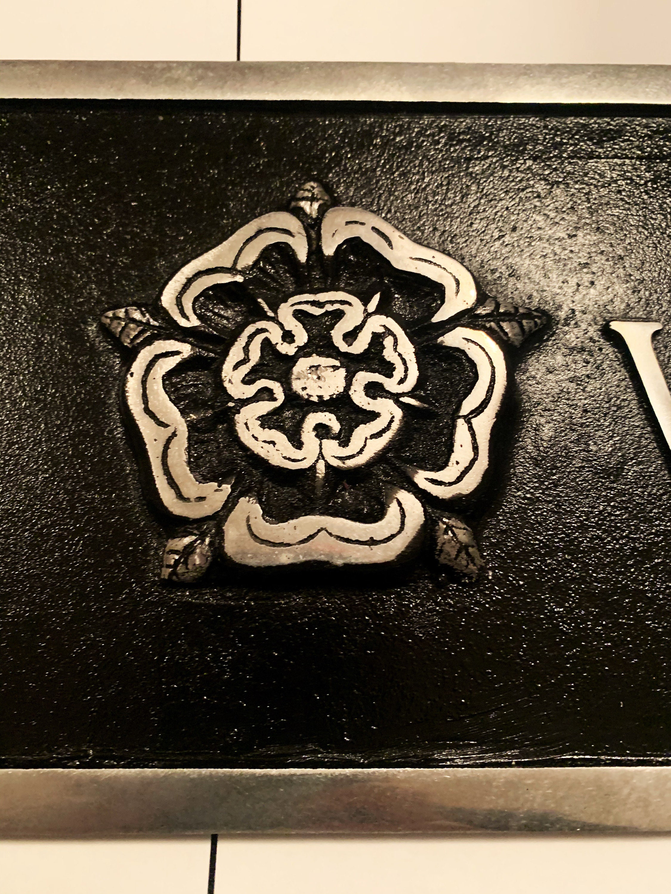 SOLID Casa Address Sign Aluminium Black Silver Tudor Rose Door | Etsy