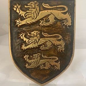 Hot Cast Bronze 3 Lion Decorative Plaque Richard the Lion heart Shield Rustic Antique