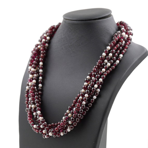 Cultured pearl 2024 necklace value