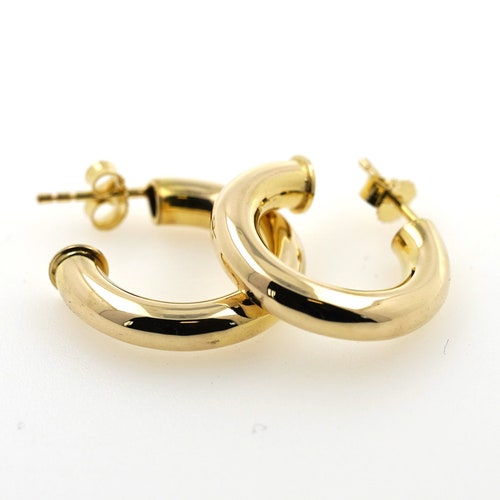 Fine gold earrings 333 yellow shops gold 8 carat 2.3 grams value 280,-
