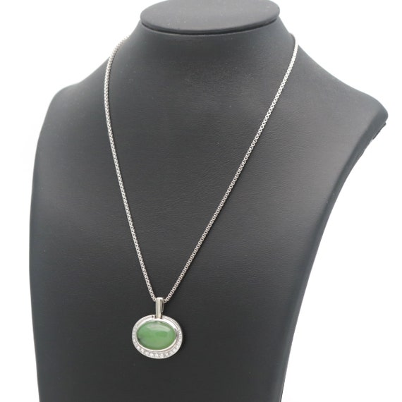 Collection 18-karat white gold, jade and diamond necklace