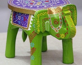 Sgabello in legno verde e viola con elefante, tavolino indiano intagliato a mano, dipinto in rilievo, decorazione per la casa, arte indiana da collezione