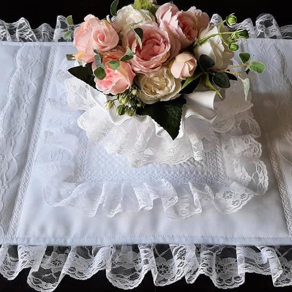 Grand napperon shabby broderie blanche