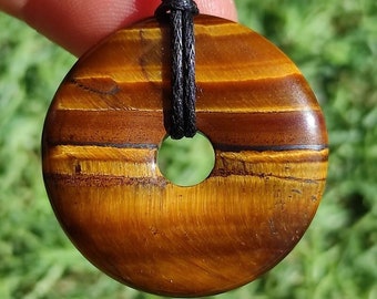 Tiger's eye pendant donut shape (gift idea, lithotherapy)