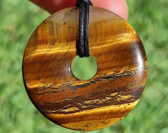 Tiger's eye pendant donut shape (gift idea, lithotherapy)