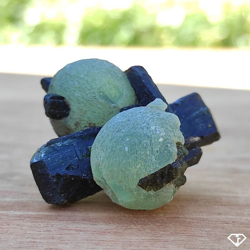 Prehnite sur Épidote Brute - Pierre Naturelle Du Mali | Collection, Idée Cadeau, Lithotherapie