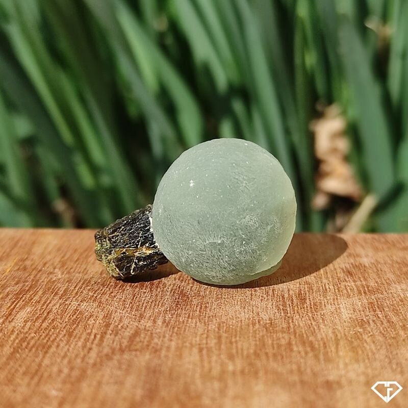 Prehnite sur Épidote Brute - Pierre Naturelle Du Mali | Collection, Idée Cadeau, Lithotherapie