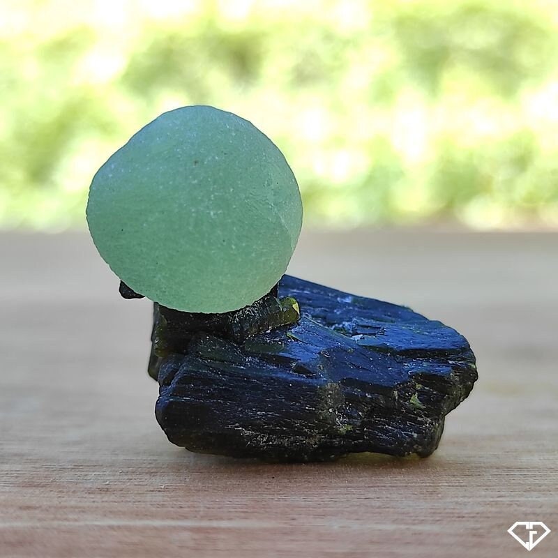 Prehnite sur Épidote Brute - Pierre Naturelle Du Mali | Collection, Idée Cadeau, Lithotherapie